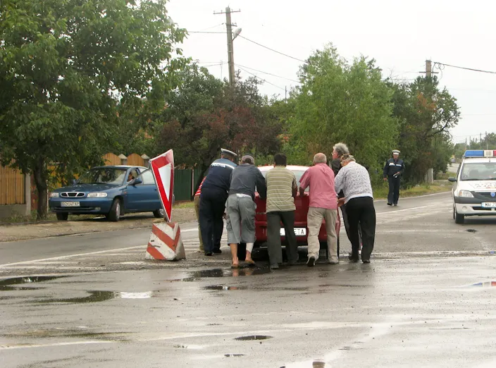 Accident cu trei victime, la Spătaru