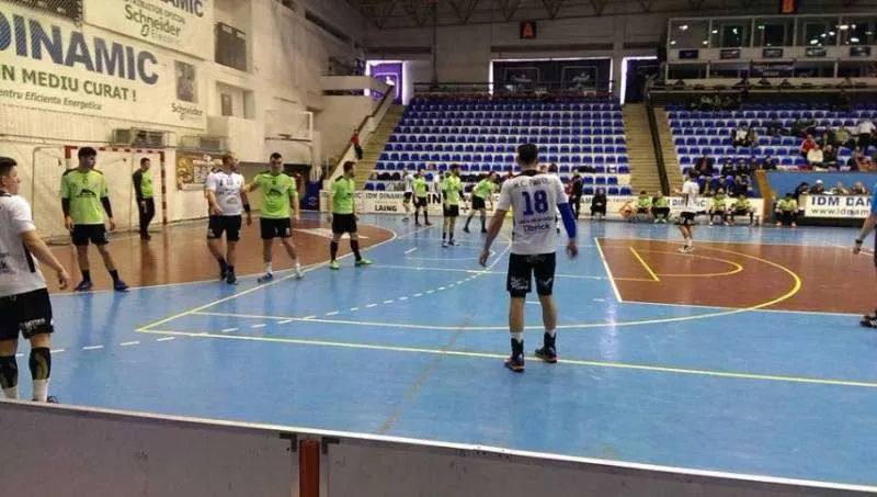 Dinamo vine la Buzău