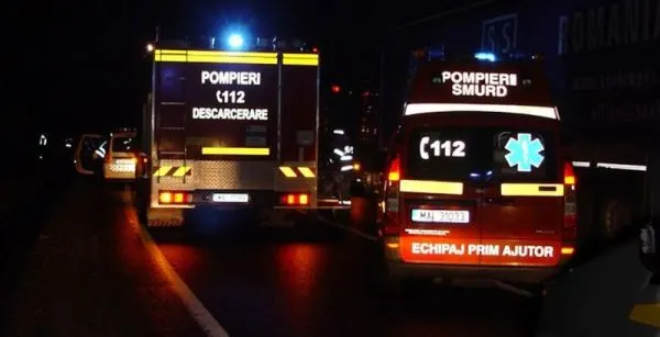Incendiu în centrul orașului. Un bărbat de 45 de ani a fost găsit decedat în apartamentul cuprins de flăcări