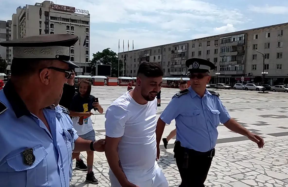 Video Vloggerul Imogen, săltat de Poliția Locală din Buzău