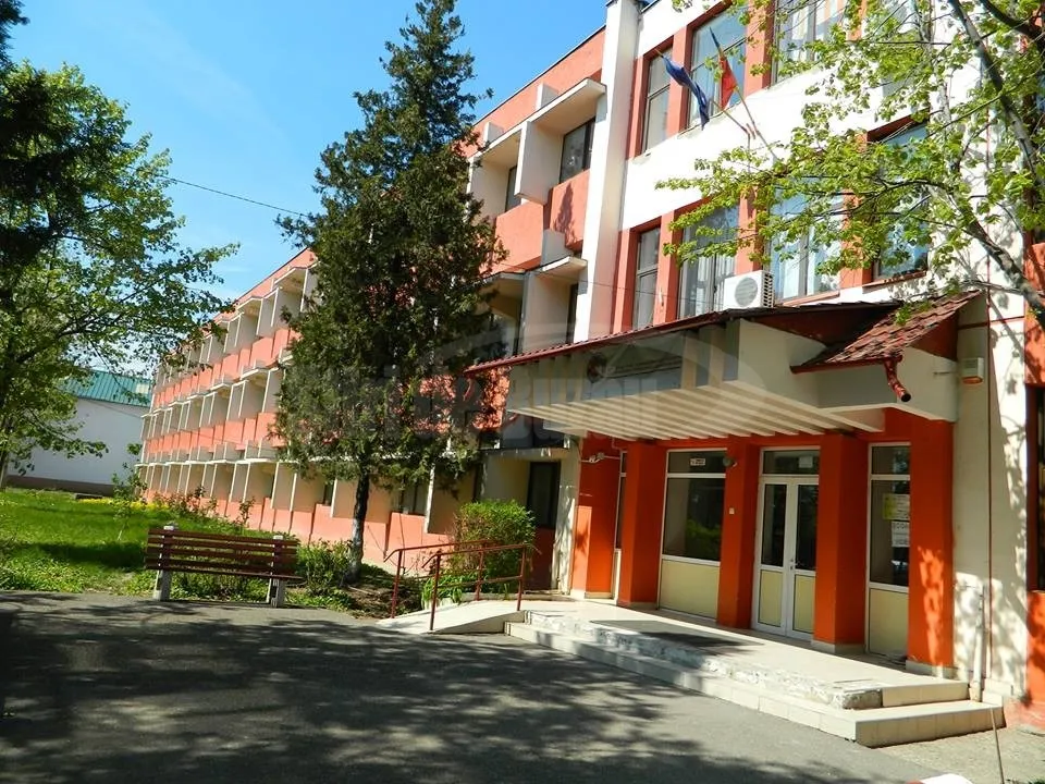 Liceu buzoian, desființat