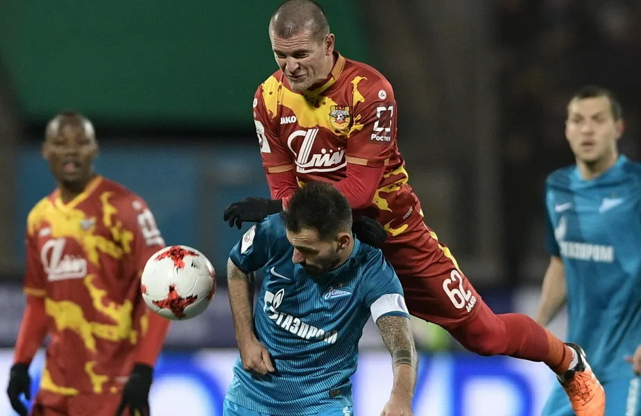 Alex Bourceanu, la Gloria Buzău ?