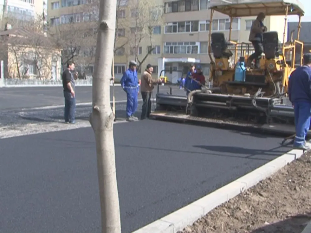 Împrumut de 47 milioane euro, pentru asfaltări