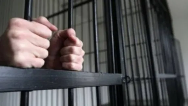 Caz șocant, la Buzău ! Un tânăr reținut, după ce și-ar fi violat sora