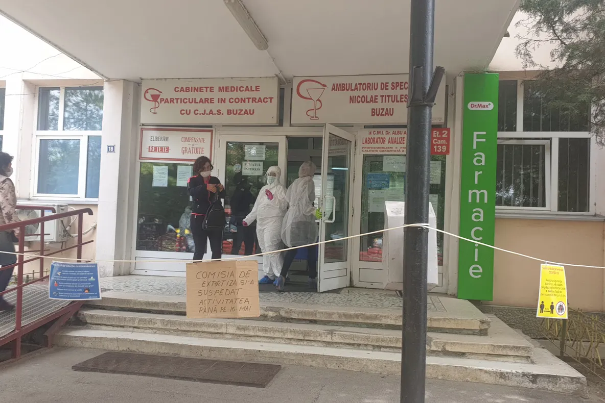 Asistent din policlinica Titulescu, infectat cu COVID. Unitatea medicală va fi închisă 7 zile