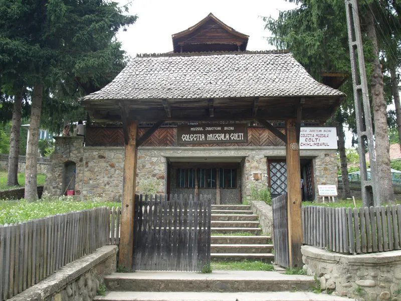 Muzeul chihlimbarului de la Colţi va fi redeschis vizitatorilor în această vară