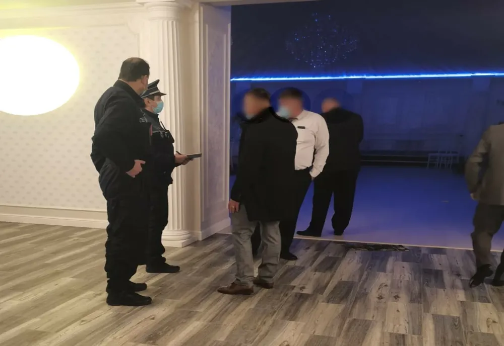 Petrecere cu 22 de persoane într-o locație din municipiul Buzău