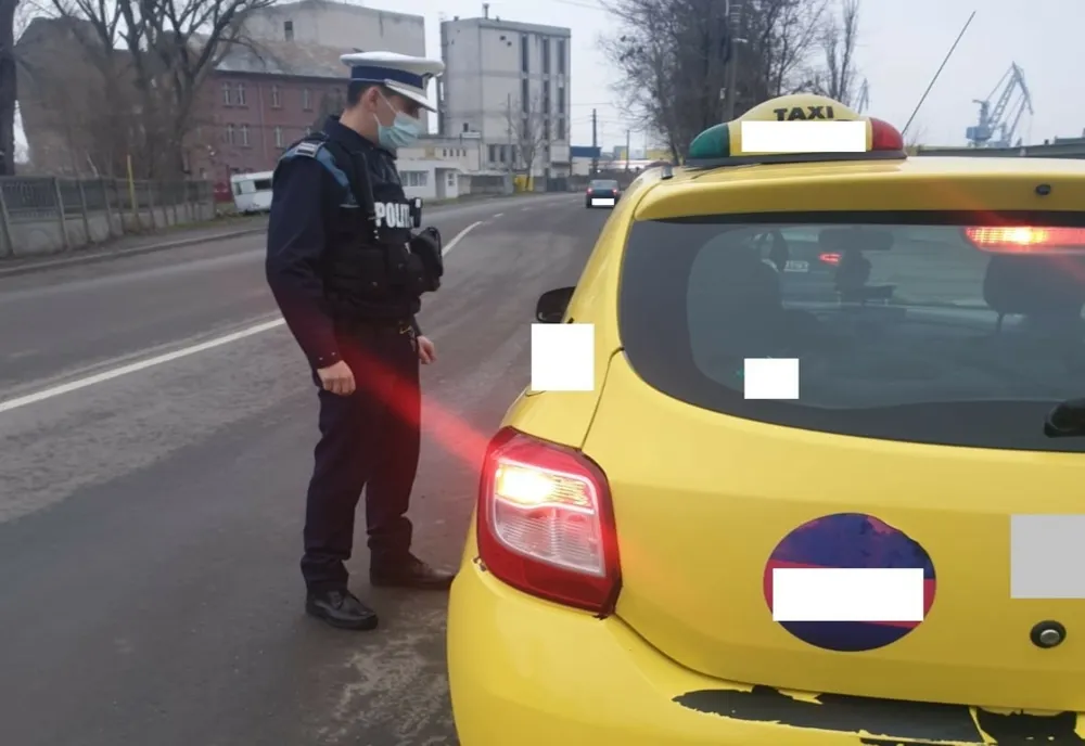 În cursul zilei de ieri poliţiştii buzoieni au aplicat 51 de sancţiuni contravenţionale, conform Legii 55/2020