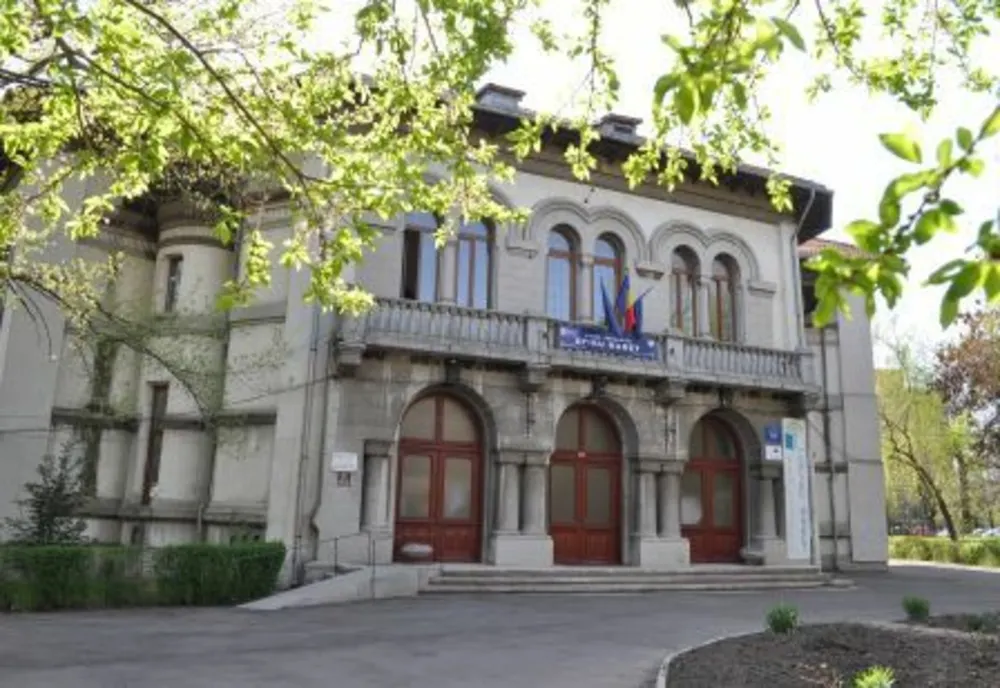 Hotărârea CJSU prin care școlile din orașul Buzău și din 15 comune cu rate mari de infectare trec în online A FOST RETRASĂ
