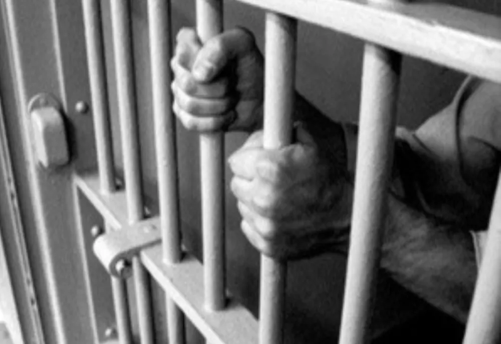 Denunțat de fratele său la aproape 9 ani de la comiterea unei crime