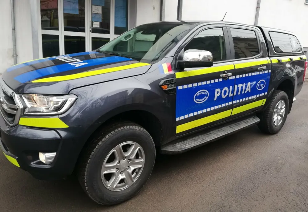 Ciobănesc mioritic, recuperat şi restituit proprietarului de către poliţiştii Secţiei de poliţiei rurală Vipereşti  