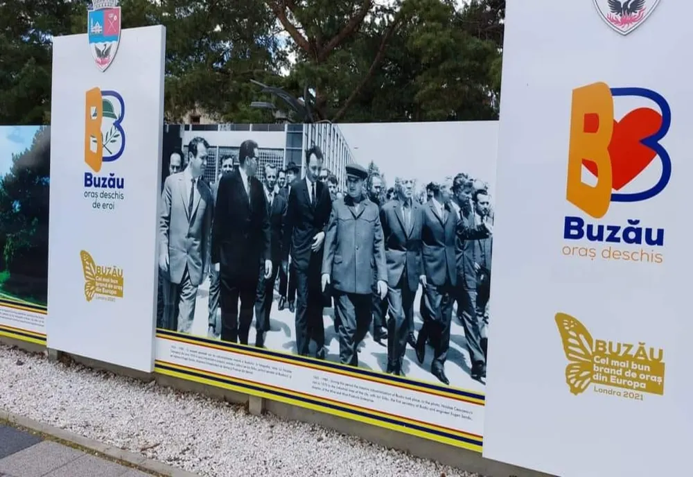 Mai multe fotografii cu Nicolae Ceaușescu au apărut la aniversarea a 1650 de ani de atestare documentară a Buzăului