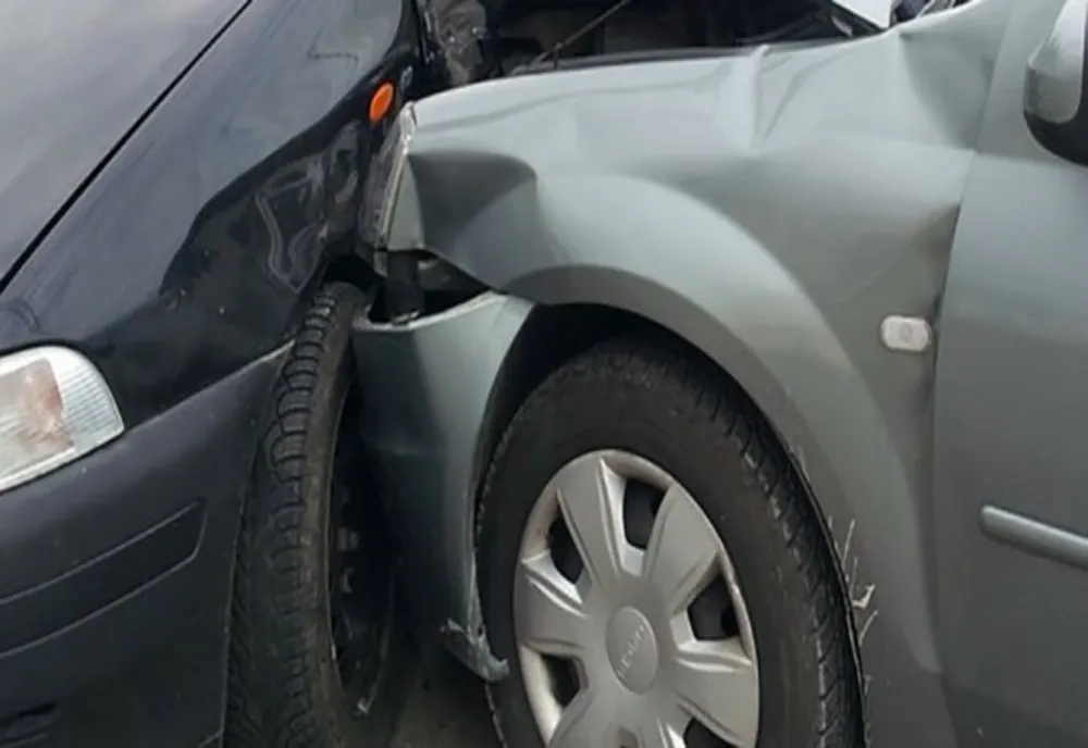 De Sf Valentin, o șoferiță din Buzău nu a acordat prioritate unui conducător auto care circula regulamentar 