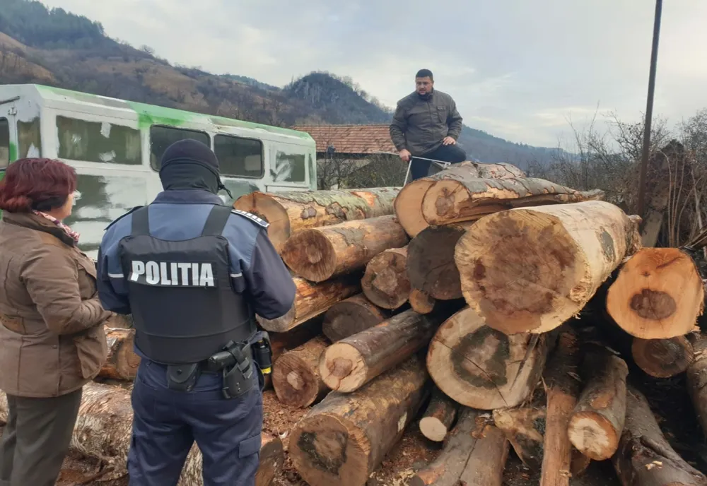 Acţiuni ale poliţiştilor Secţiei de poliţie rurală Beceni pentru prevenirea şi combaterea faptelor de natură a prejudicia fondul forestier