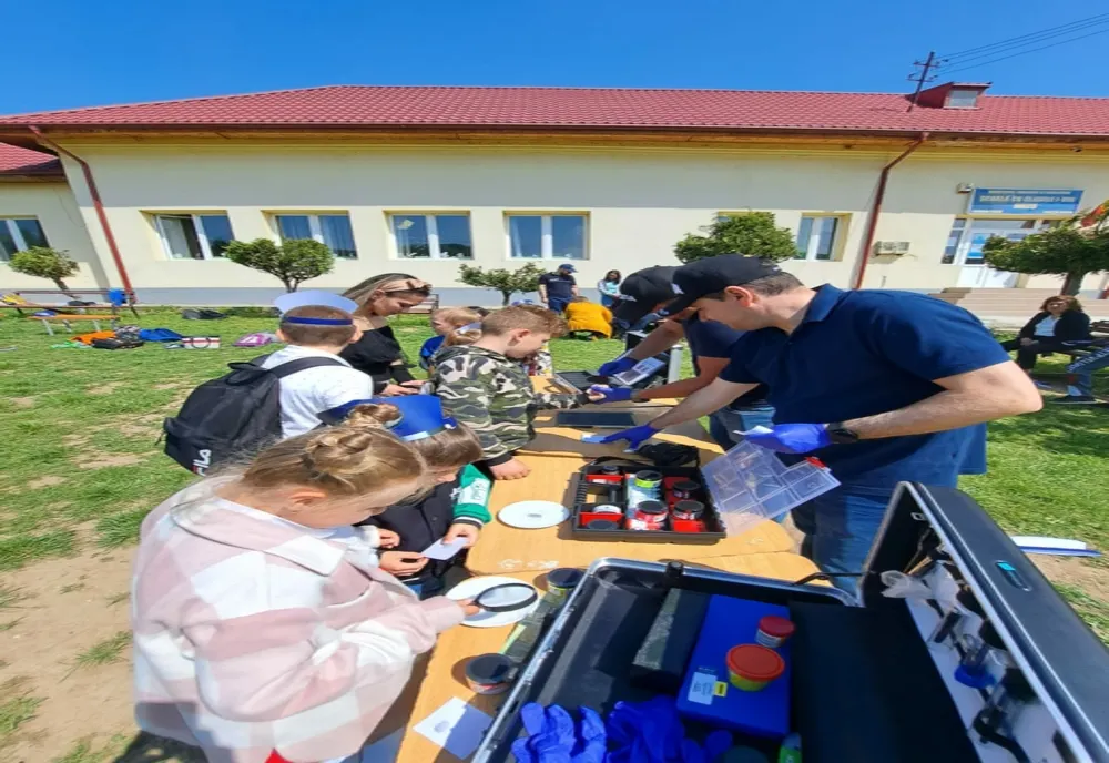 Polițiștii de la prevenire au luat cu asalt parcurile din Buzău