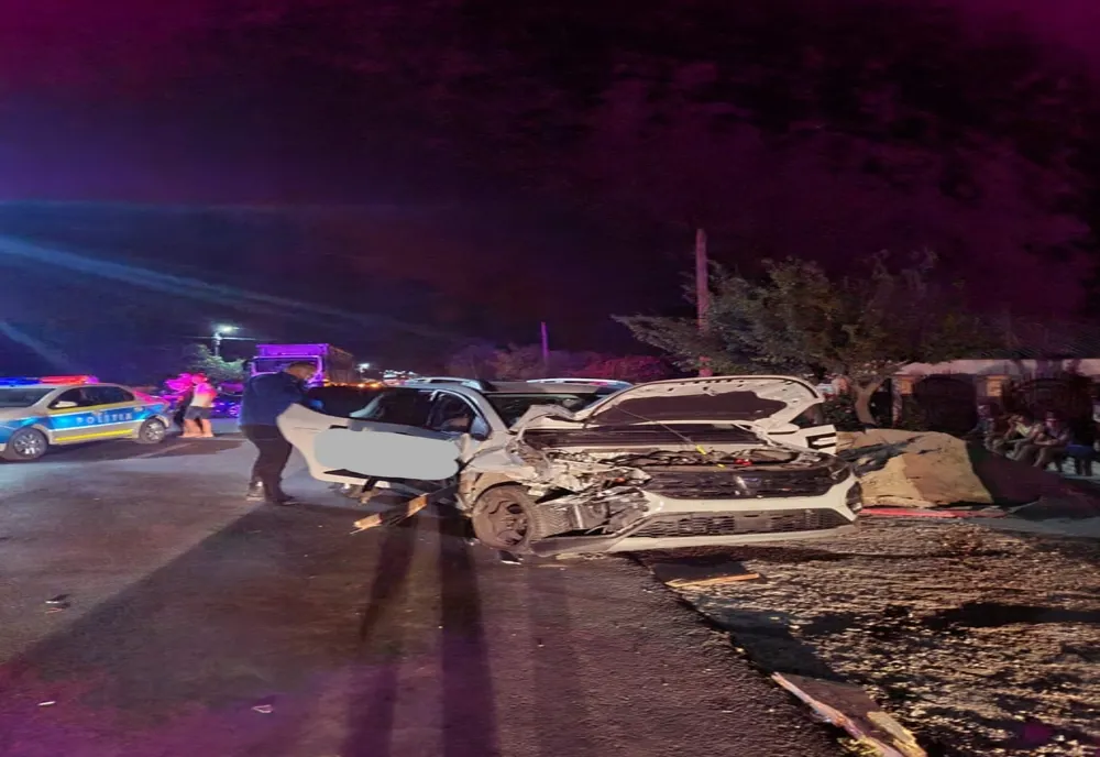 Foto: Accident grav pe DN2C, în localitatea Căldărăști