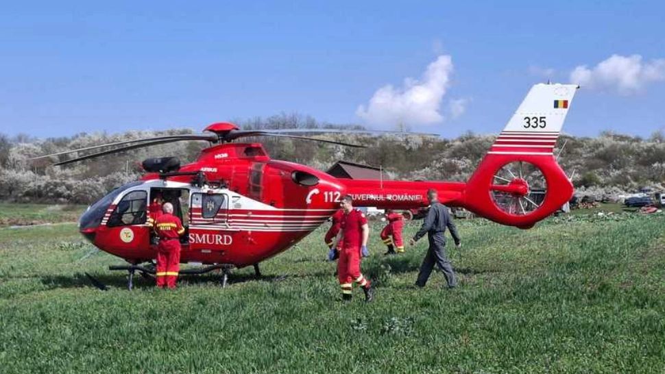 Copil de 10 ani, în stare gravă după ce s-ar fi electrocutat în gara din Râmnicu Sărat