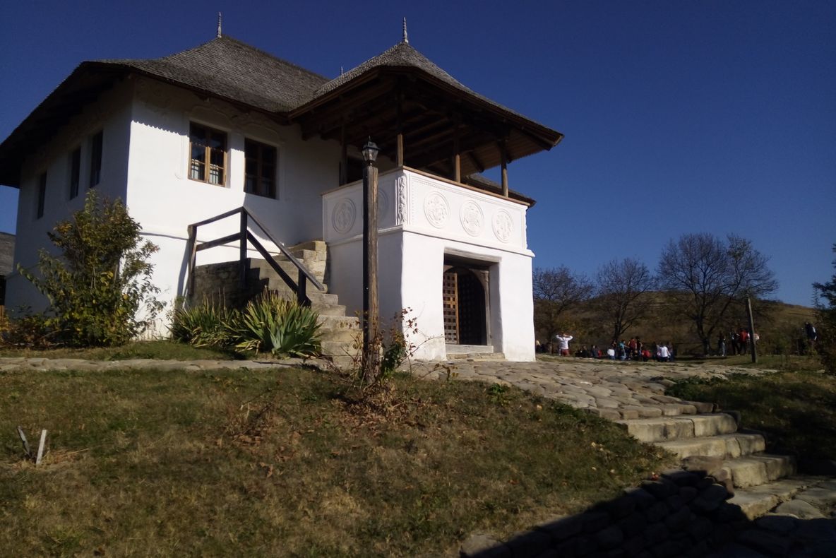 Galerie foto: Casa cu Blazoane, singurul reper al culturii bizantine din România