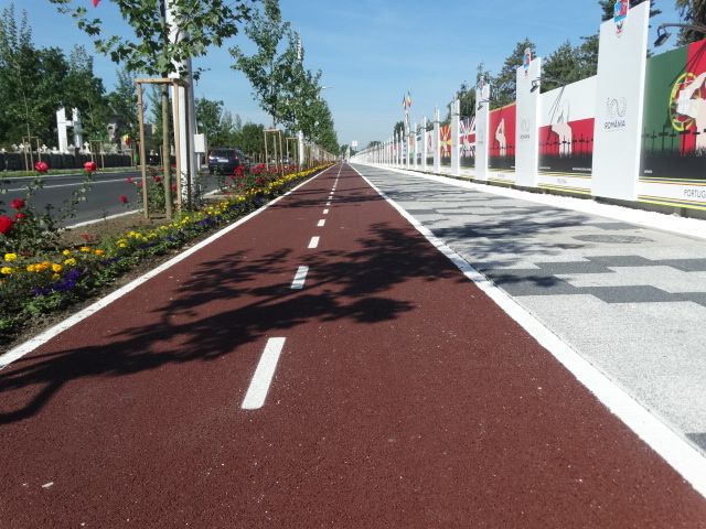 Piste de bicicliști, în tot orașul