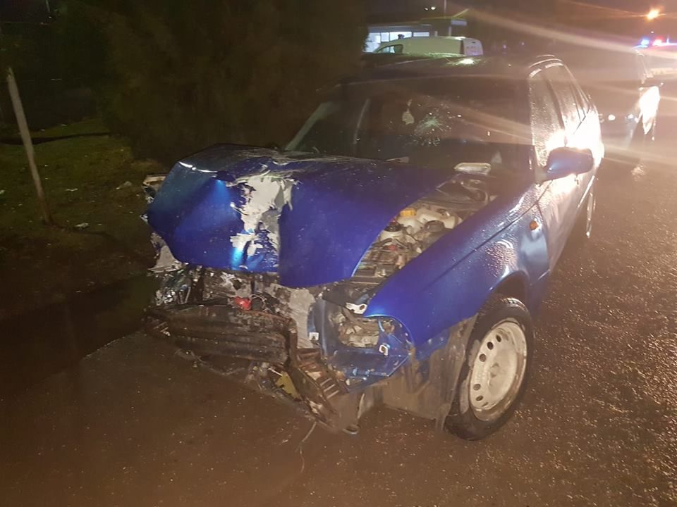 A ajuns la spital, după ce s-a izbit cu mașina de un TIR