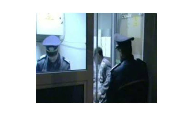 Paznicii, prinși pe picior greșit de către polițiști. Au fost aplicate 20 de amenzi