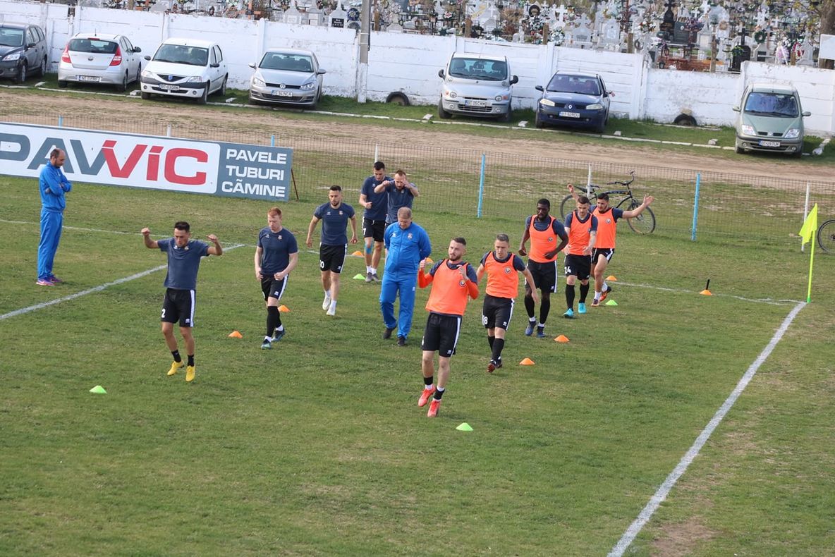 Game, set, match, la Darabani