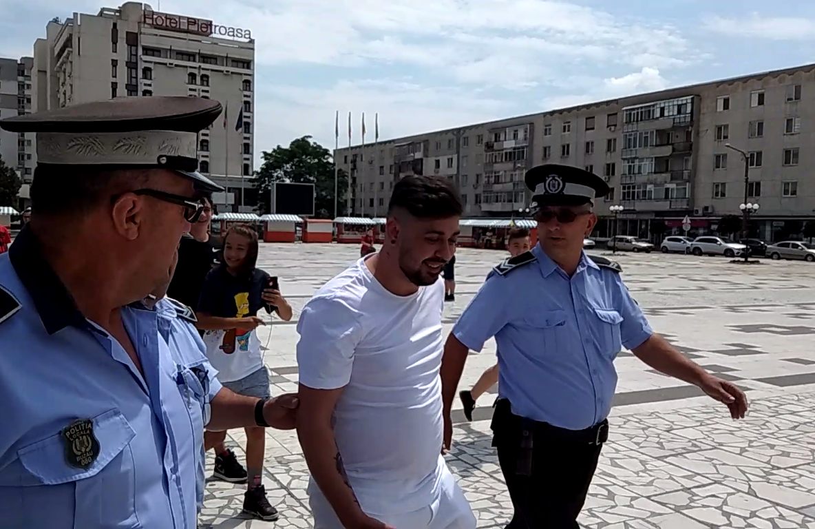 Video Vloggerul Imogen, săltat de Poliția Locală din Buzău