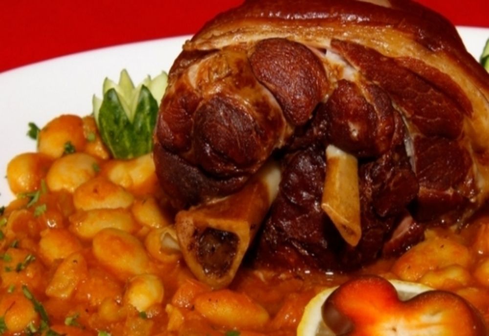 Meniu festiv pregătit de Consiliul Județean pentru buzoieni de 1 Decembrie