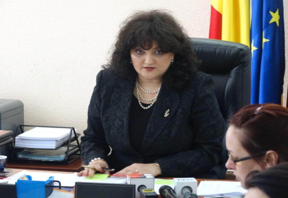 5000 de buzoieni în frig, Prefectura ia poziție