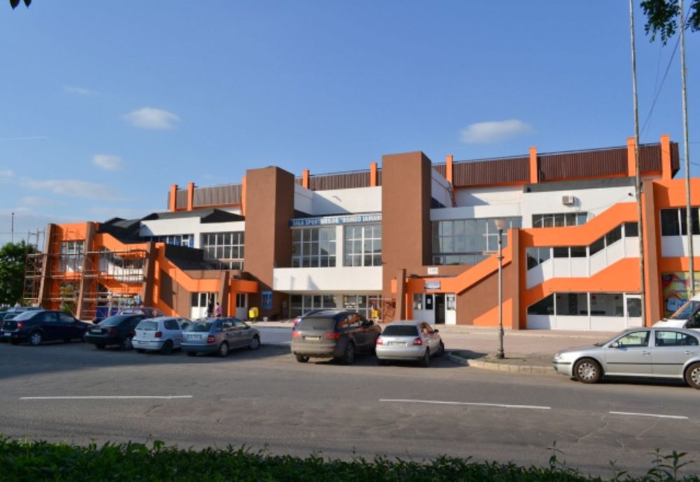 Investiții masive, în infrastructura sportivă buzoiană