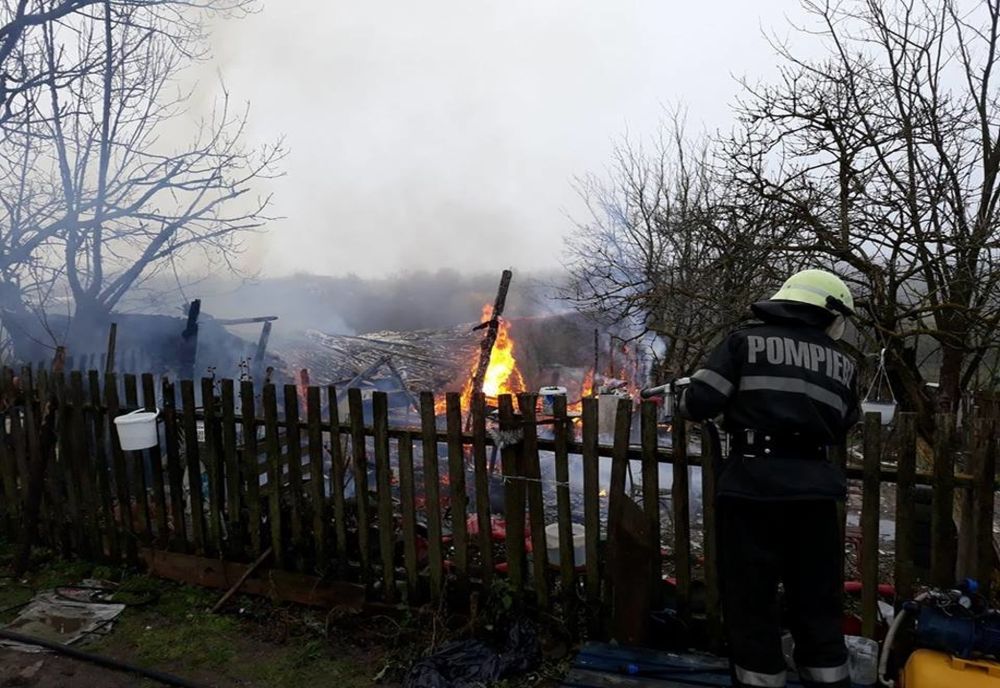 Două incendii pe zi, din cauza neglijenței