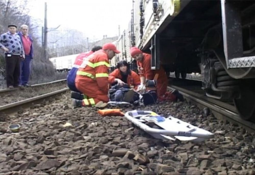 Tragedie, la Râmnicu-Sărat. O femeie a fost lovită de tren