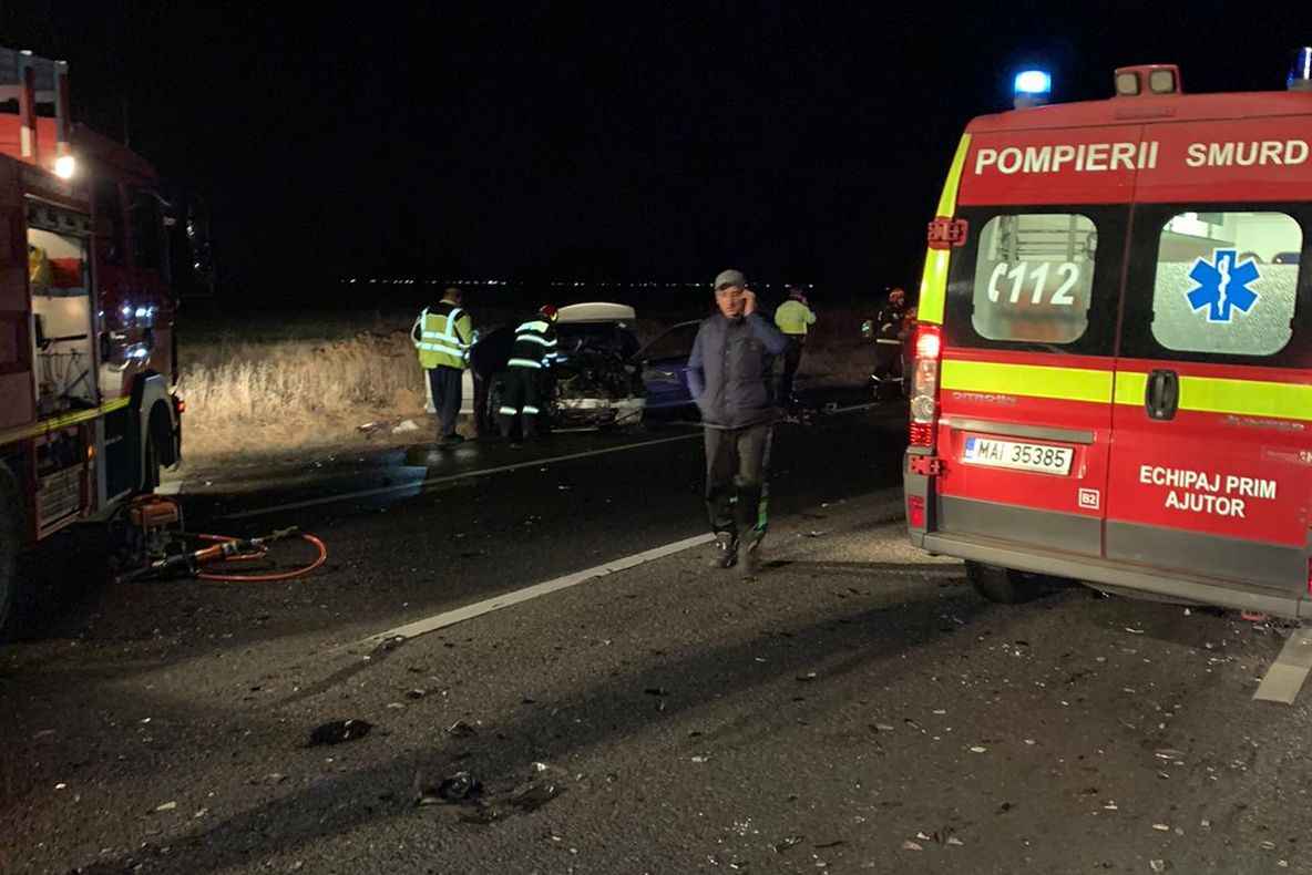 Tată și fiică în stare critică în urma unui accident grav la Costești