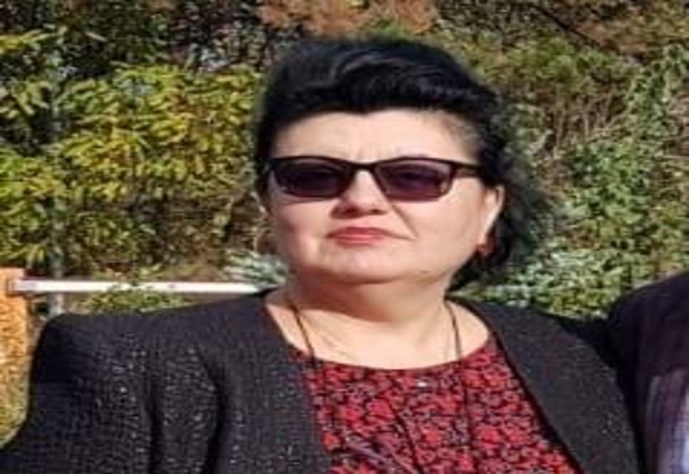 A fost numit al doilea subprefect de Buzău. Este comisar de poliție