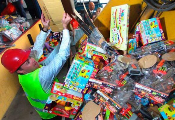 Jucării din China ce urmau sa ajunga la Buzău, confiscate în port la Constanța