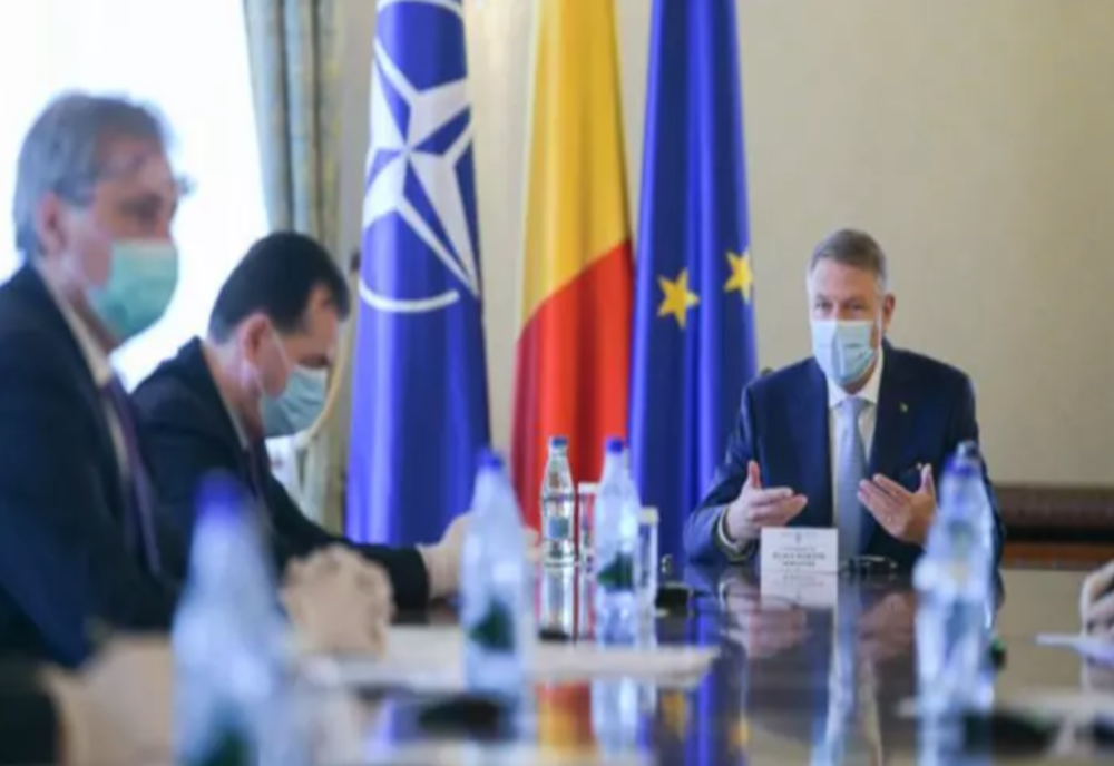 Împărțirea ministerelor cheie din noul Guvern s-a decis la Cotroceni: PNL vrea 10 ministere, USR PLUS - 5 și UDMR - 3. Cui revin posturile de vicepremier