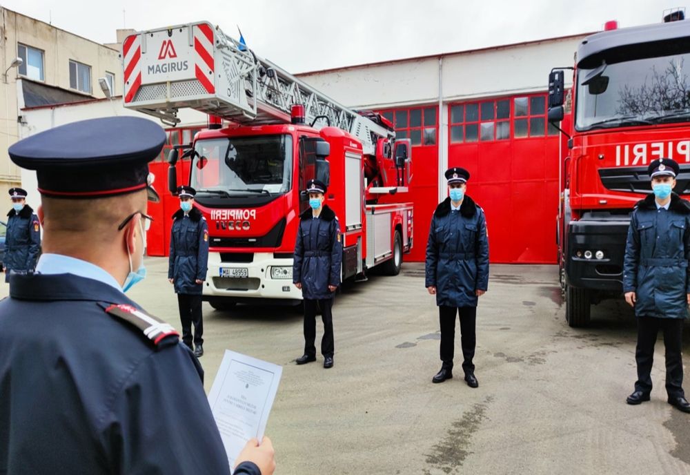 Familia pompierilor buzoieni s-a mărit cu 10 subofițeri