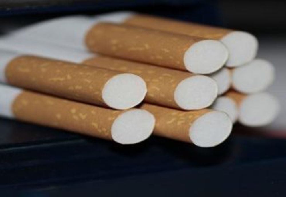 Acciza la țigarete va crește de două ori începând de anul viitor