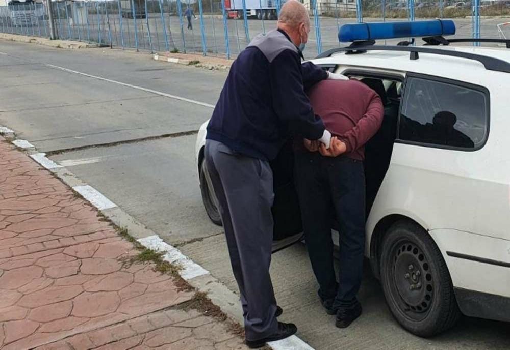 A venit să cumpere miere și a plecat și cu 5.400 de lei