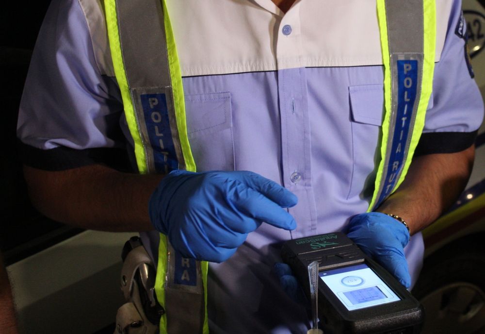 Dosare penale pentru conducerea unor vehicule sub influenţa alcoolului sau a substanţelor psihoactive