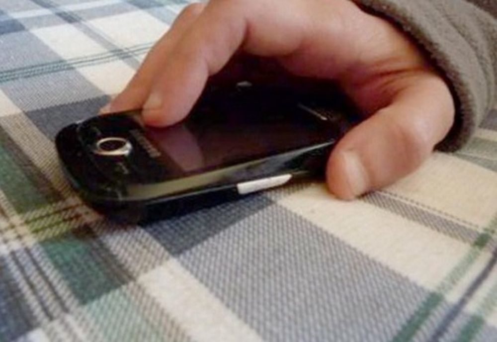 Tânără de 18 ani bănuită de furt identificat de poliţiştii din Calvini