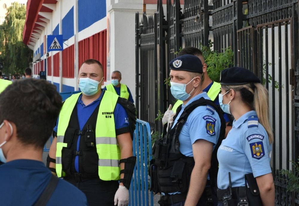 Sfârșit de saptamână încărcat pentru jandarmii buzoieni