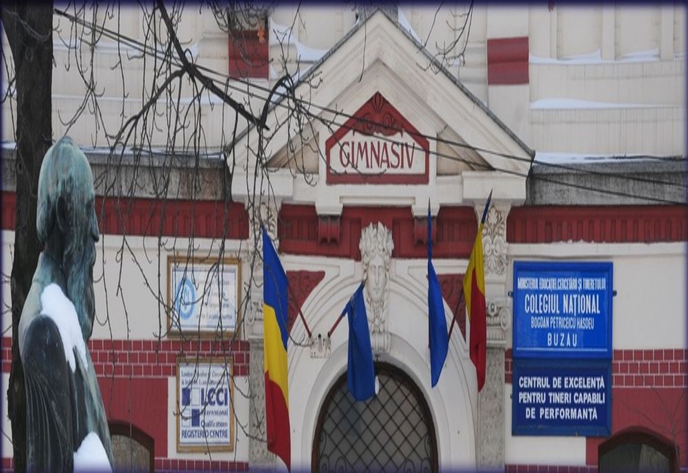 Colegiul Național „B.P. Hașdeu” intră două săptămâni în învățământ online
