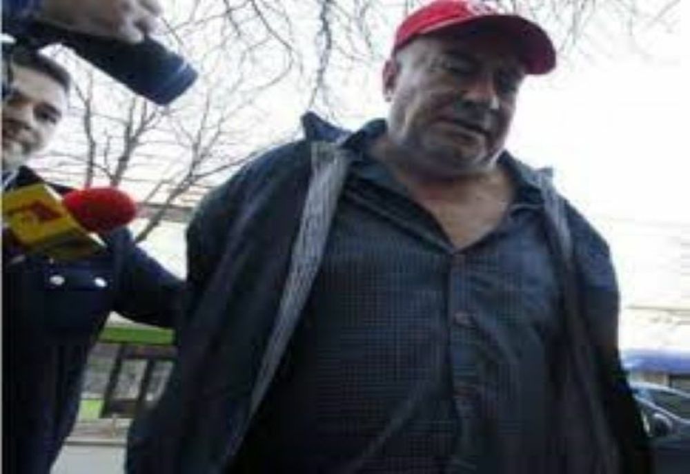 Scandalagiul Ion Pecioacă a murit pe treptele postului de poliție Mărăcineni