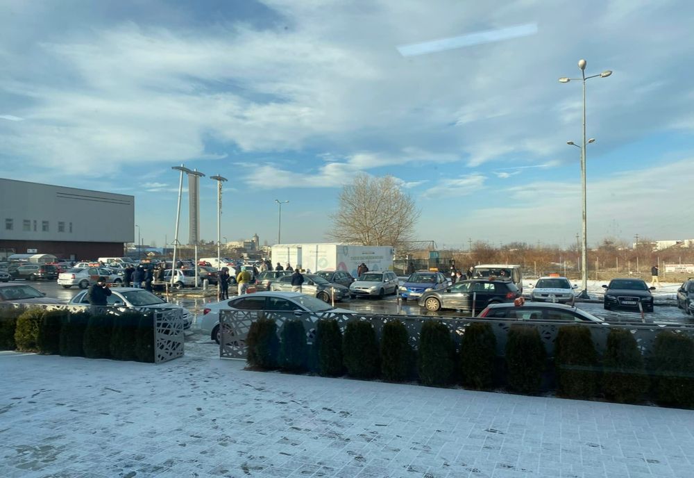 O defecţiune a serverului Serviciul Regim Permise de Conducere şi Înmatriculare a Vehiculelor Buzău a amânat examenele pentru permis programate astăzi