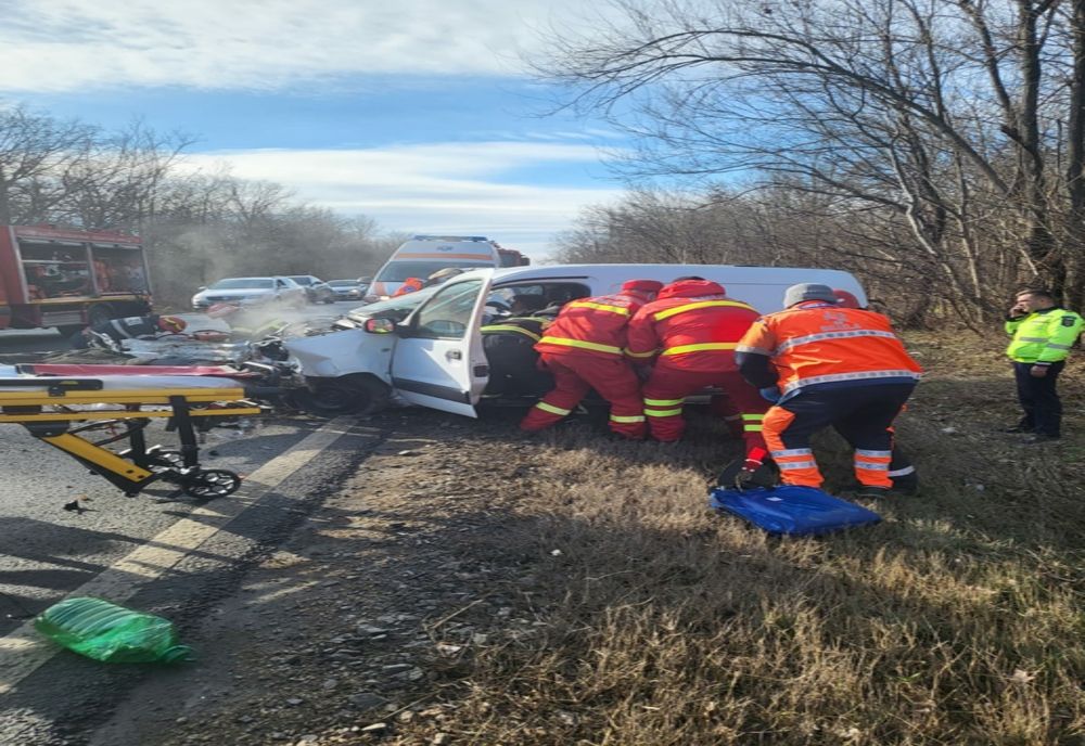 Video+Foto: Accident pe DN2B cu 3 autoturisme implicate