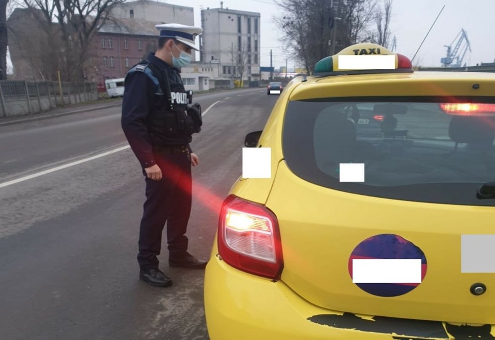 Poliţiştii buzoieni au aplicat 4 sancţiuni contravenţionale pentru abateri privind transportul în regim de taxi şi au reţinut o autorizaţie de taxi
