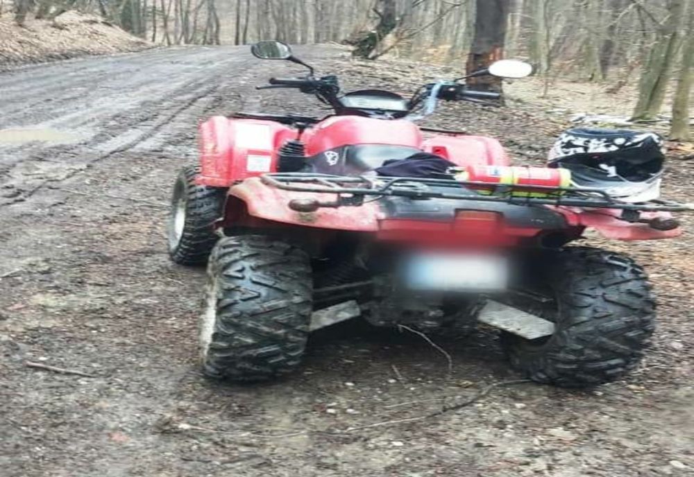 Un minor de 8 ani a furat un ATV neînmatriculat și l-a condus pe o stradă din Râmnicu Sărat