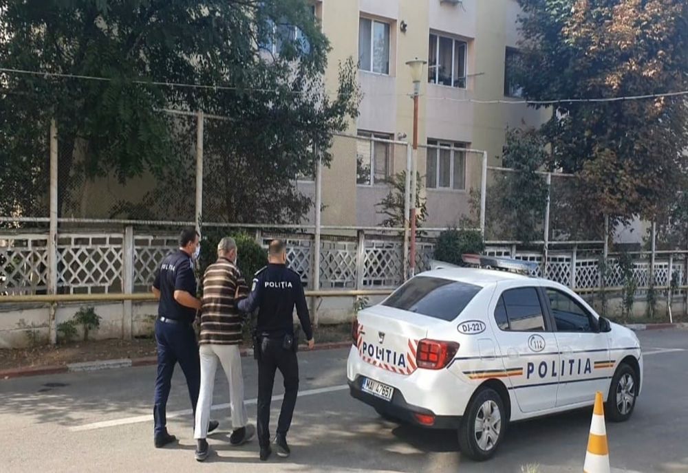 Se sutrăgea de la executarea pedepsei cu închisoare pentru săvârşirea infracțiunilor de distrugere și violare de domiciliu