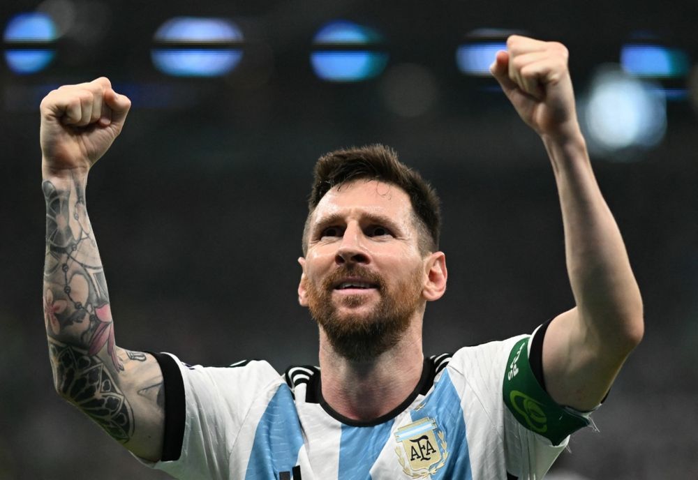 MESSI A DEVENIT FOTBALISTUL CU CELE MAI MULTE TROFEE CÂŞTIGATE